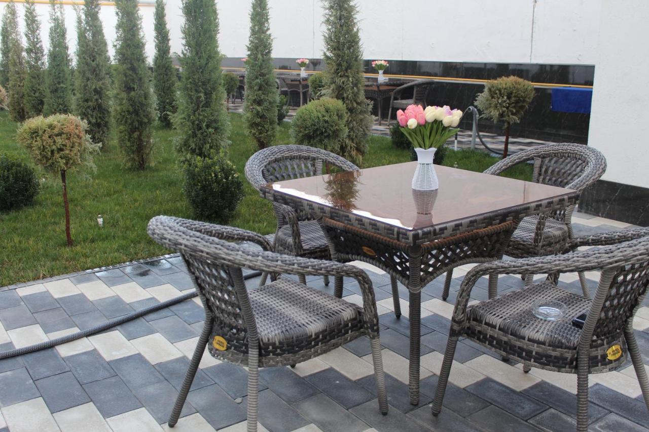 Hotel Shosh Modern Ташкент Екстер'єр фото